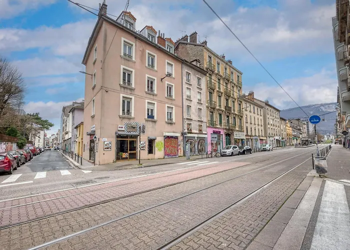 Le Jedi - Gare - Palais De Justice Apartmán *